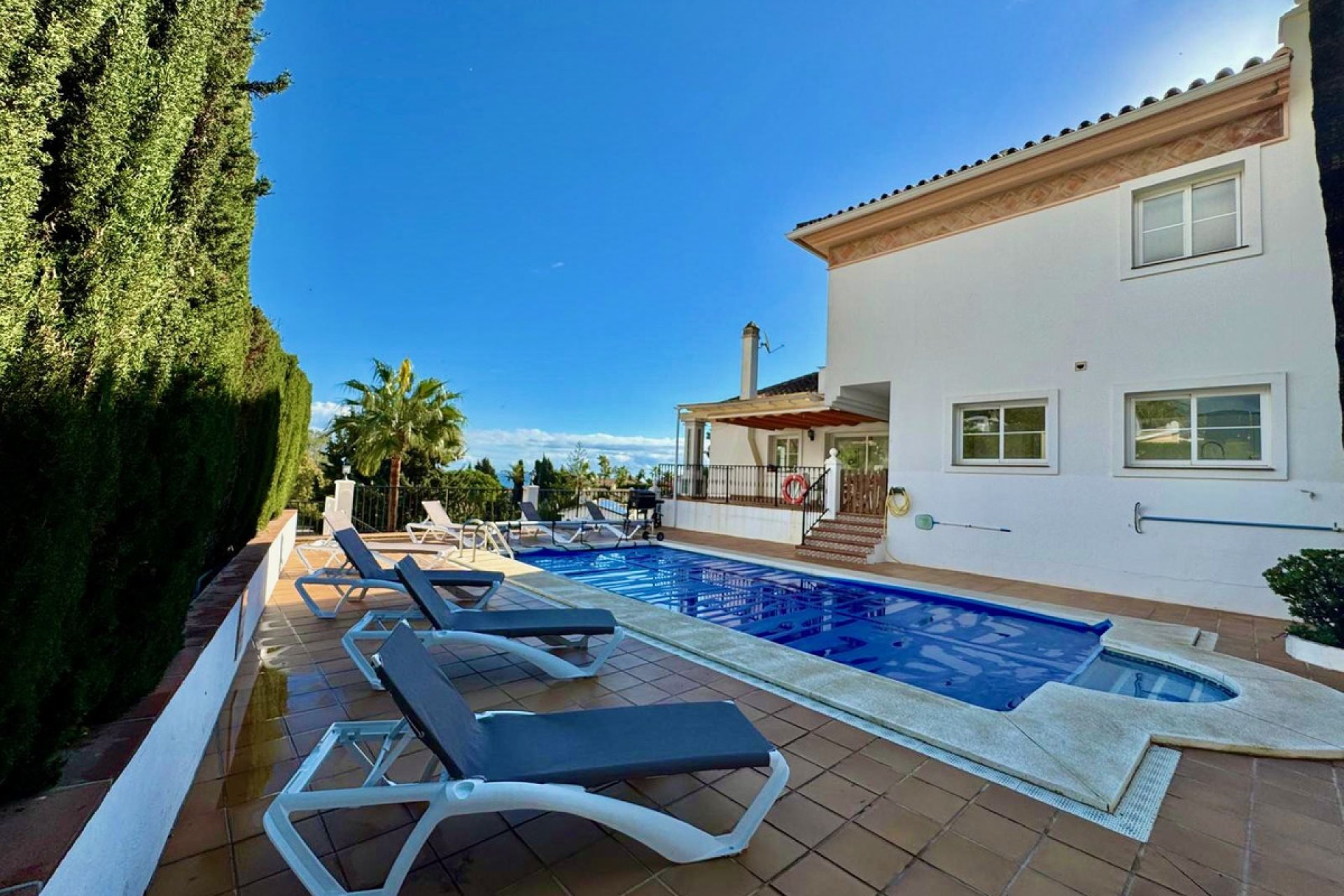 Resale - House - Detached Villa - Mijas - La Cala De Mijas