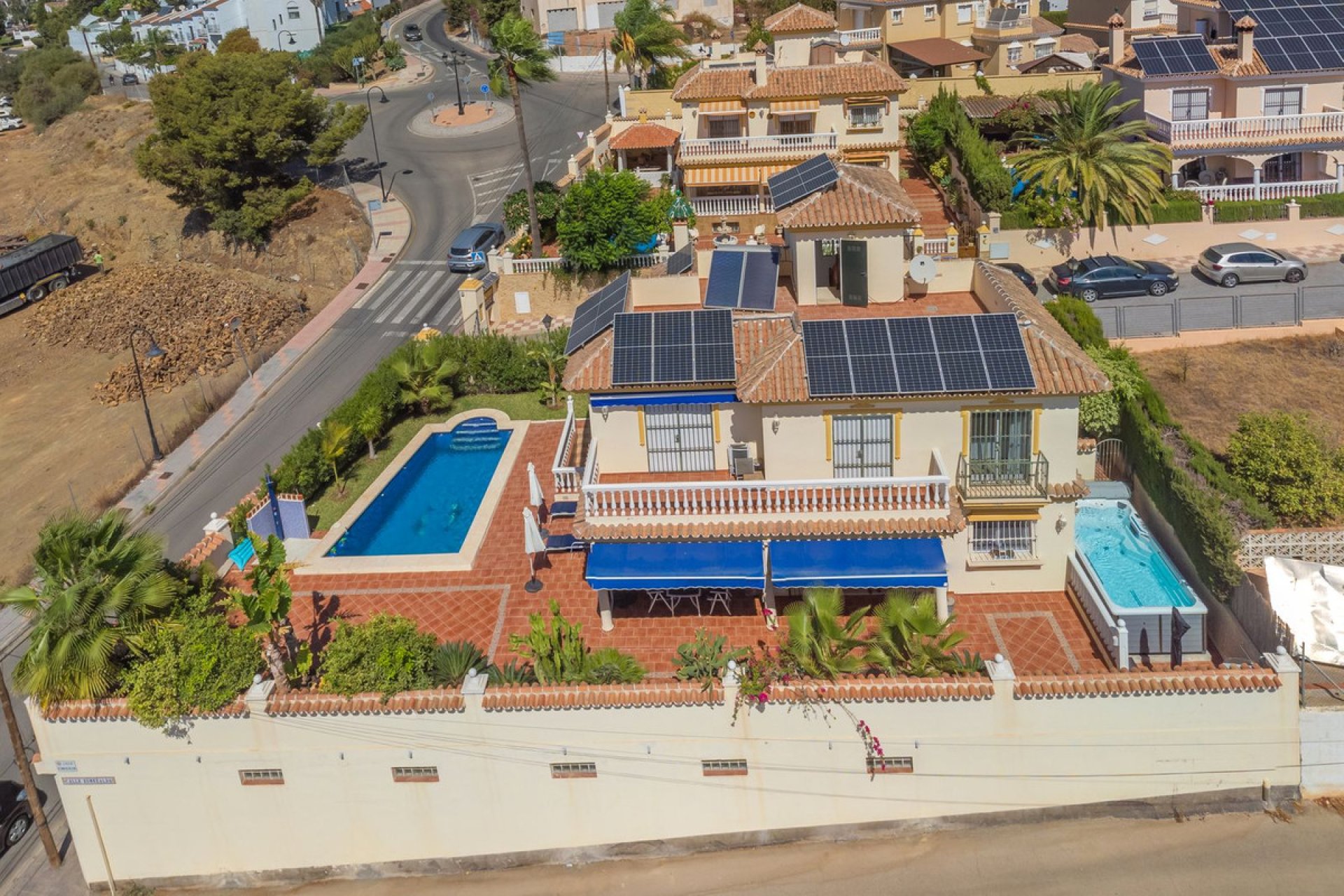 Resale - House - Detached Villa - Mijas - Las Lagunas