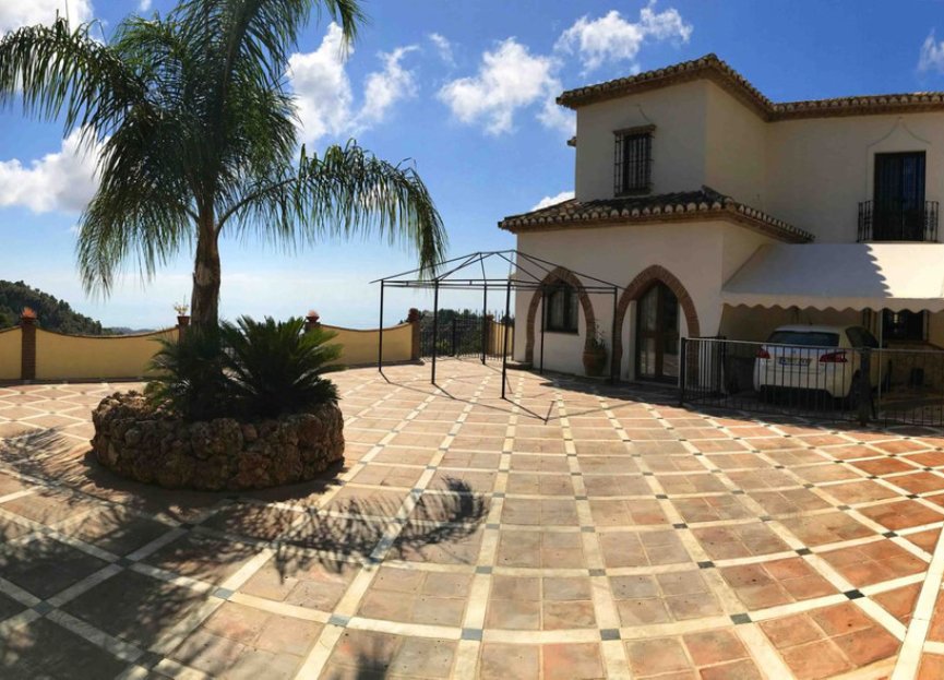 Resale - House - Detached Villa - Mijas - Mijas Centro