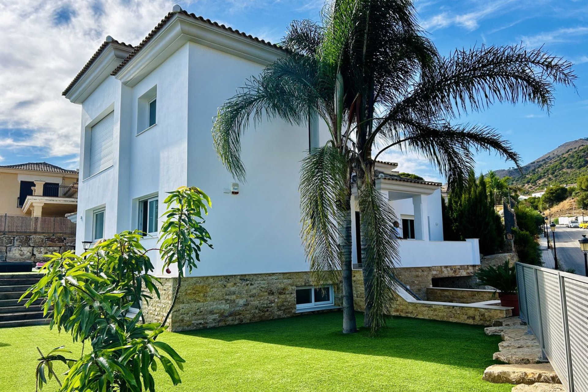 Resale - House - Detached Villa - Mijas - Mijas Centro