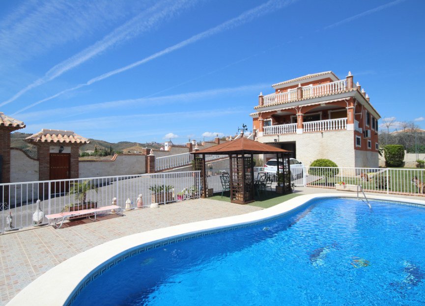 Resale - House - Detached Villa - Mijas - Mijas Centro