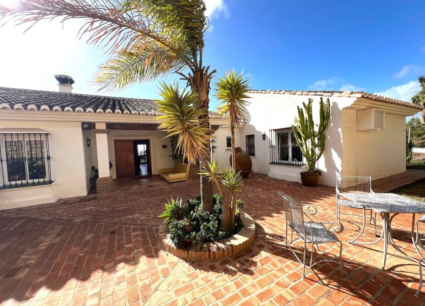 Resale - House - Detached Villa - Mijas - Mijas Centro