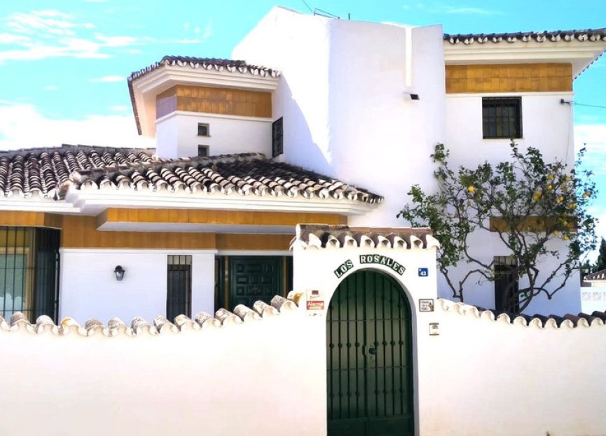 Resale - House - Detached Villa - Mijas - Mijas Centro