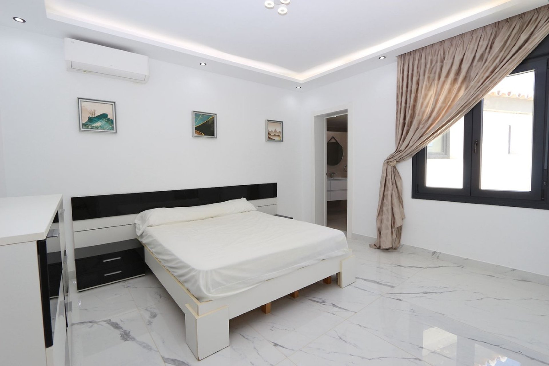 Resale - House - Detached Villa - Mijas - Riviera Del Sol