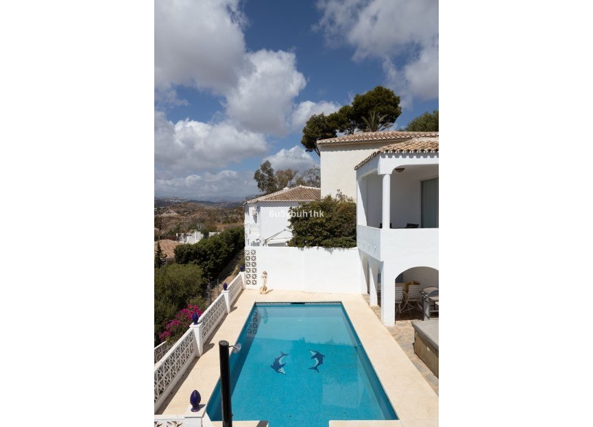 Resale - House - Detached Villa - Mijas