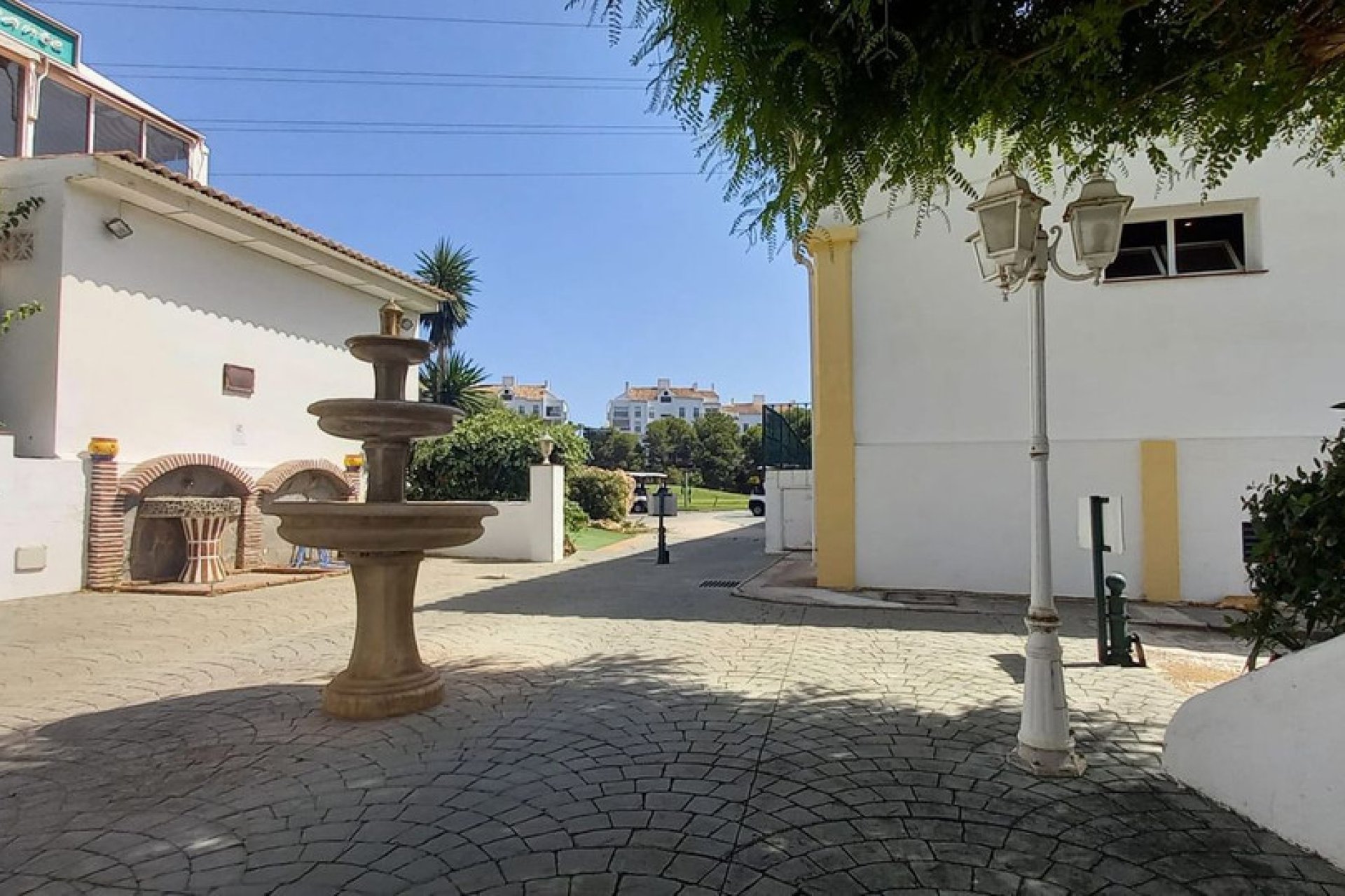 Resale - House - Detached Villa - Mijas