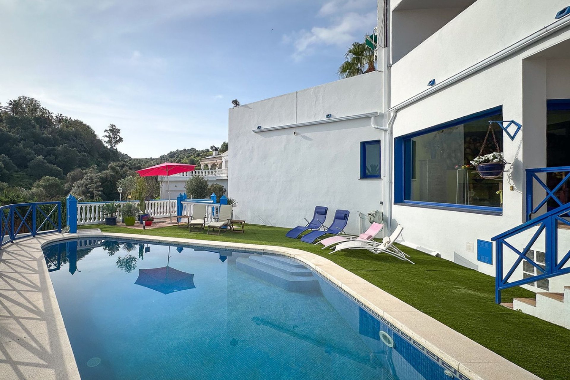 Resale - House - Detached Villa - Mijas