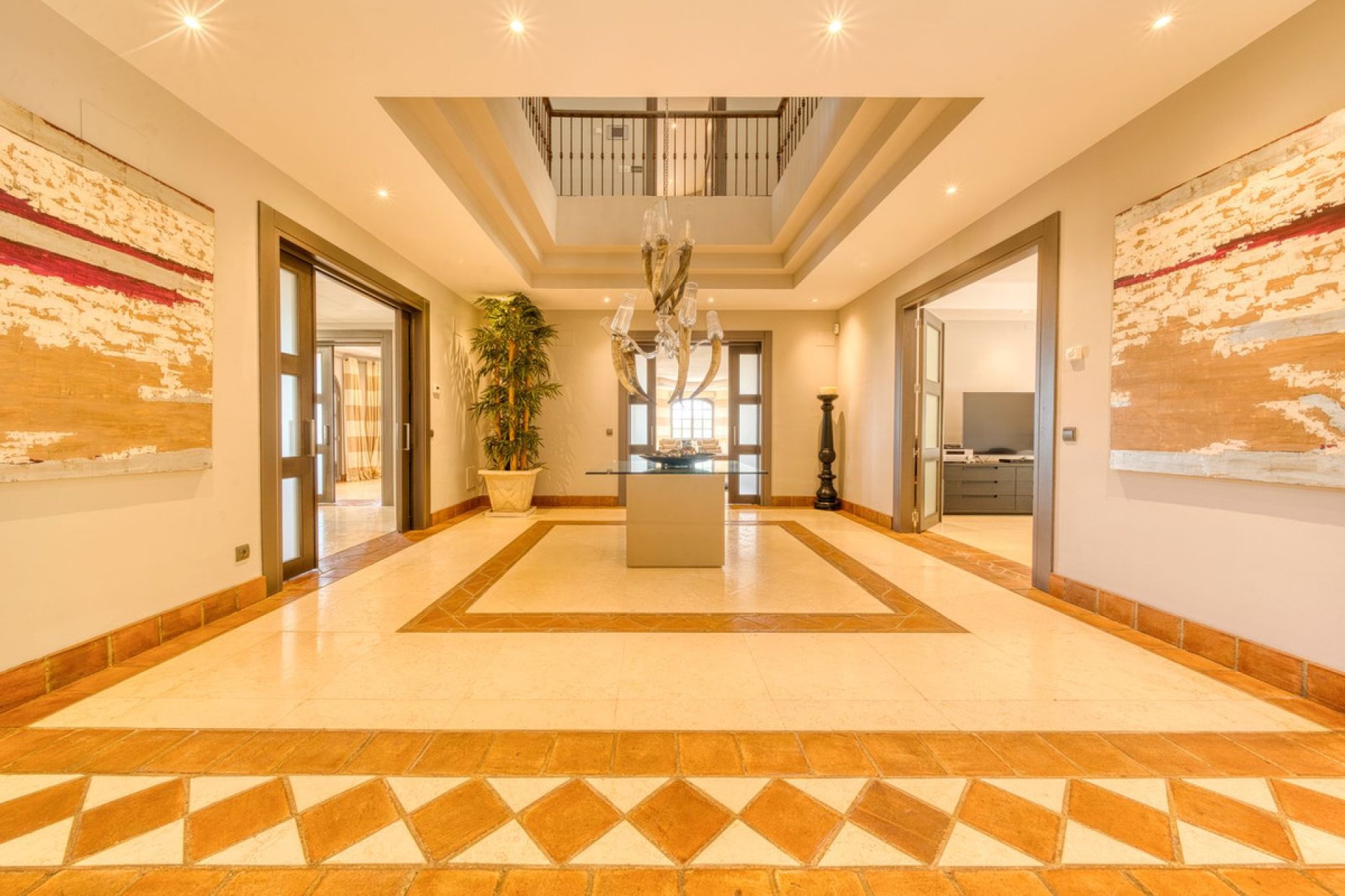 Resale - House - Detached Villa - Sotogrande