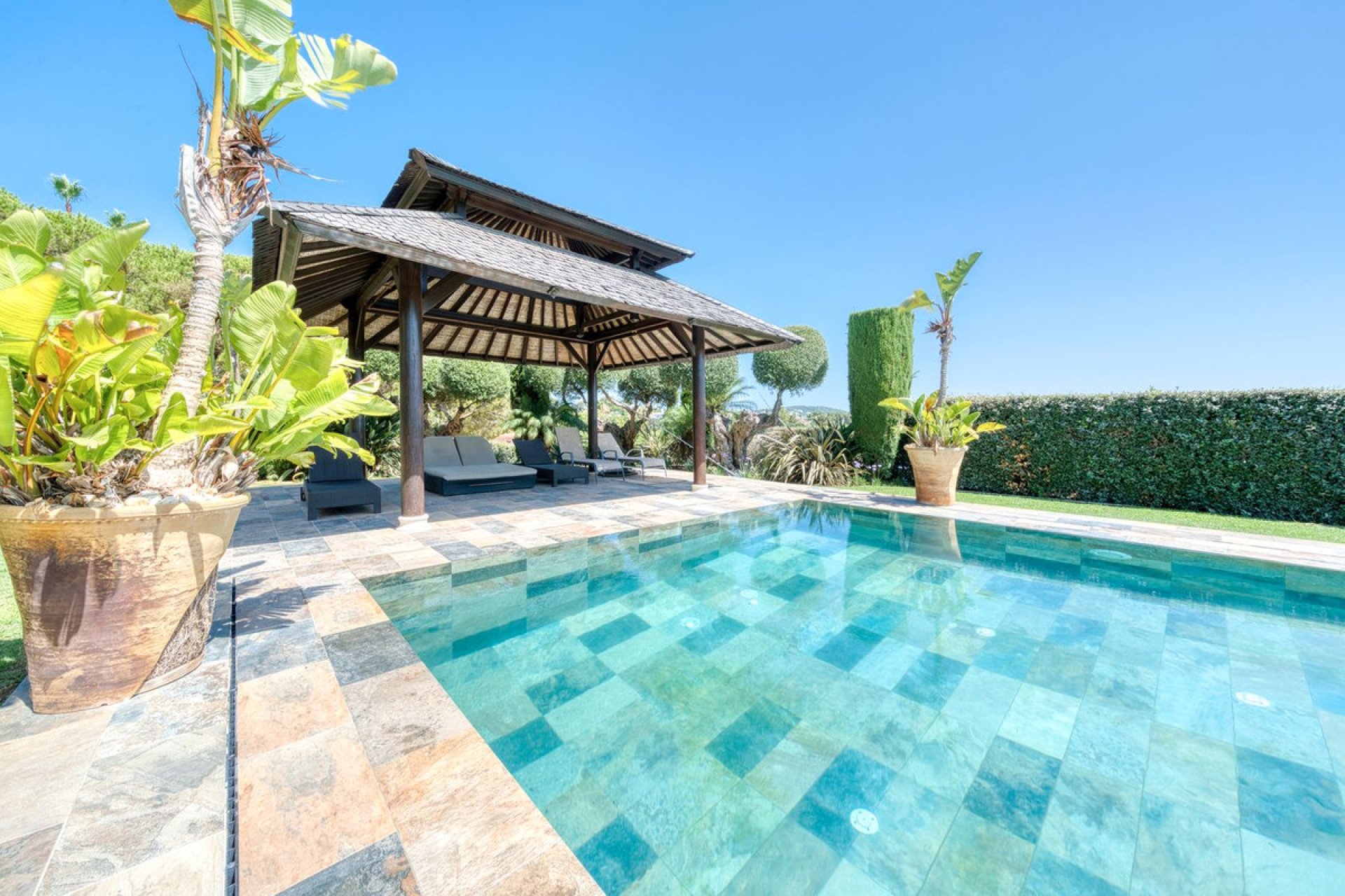 Resale - House - Detached Villa - Sotogrande