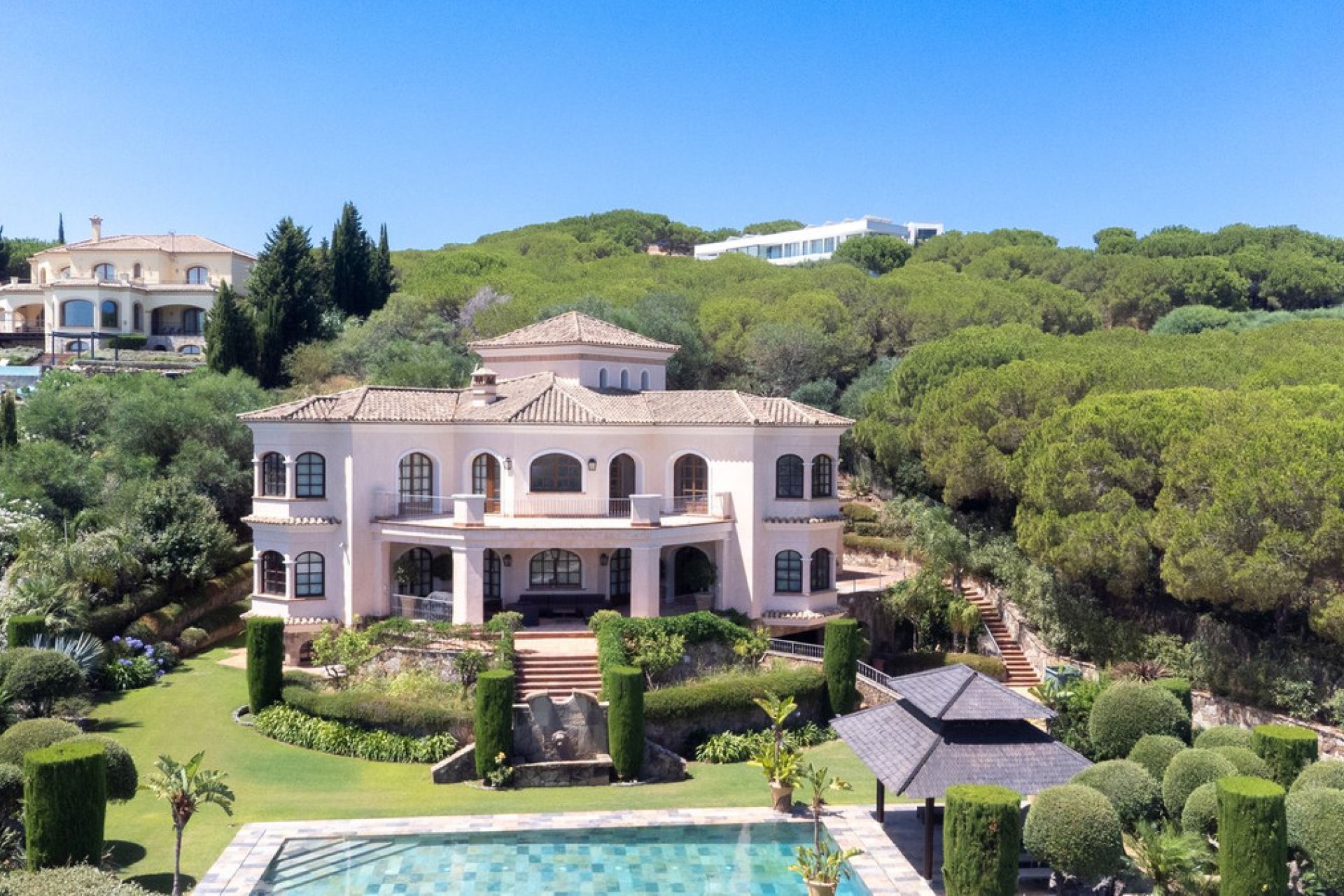 Resale - House - Detached Villa - Sotogrande