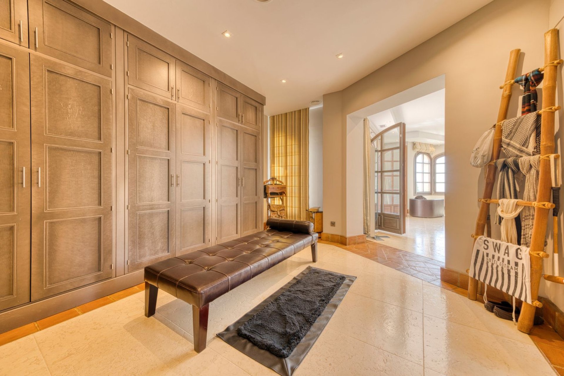 Resale - House - Detached Villa - Sotogrande