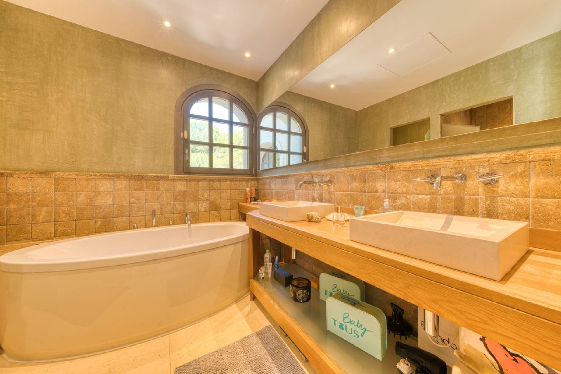 Resale - House - Detached Villa - Sotogrande