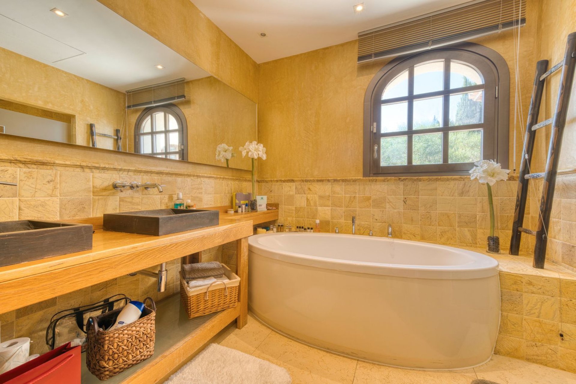 Resale - House - Detached Villa - Sotogrande