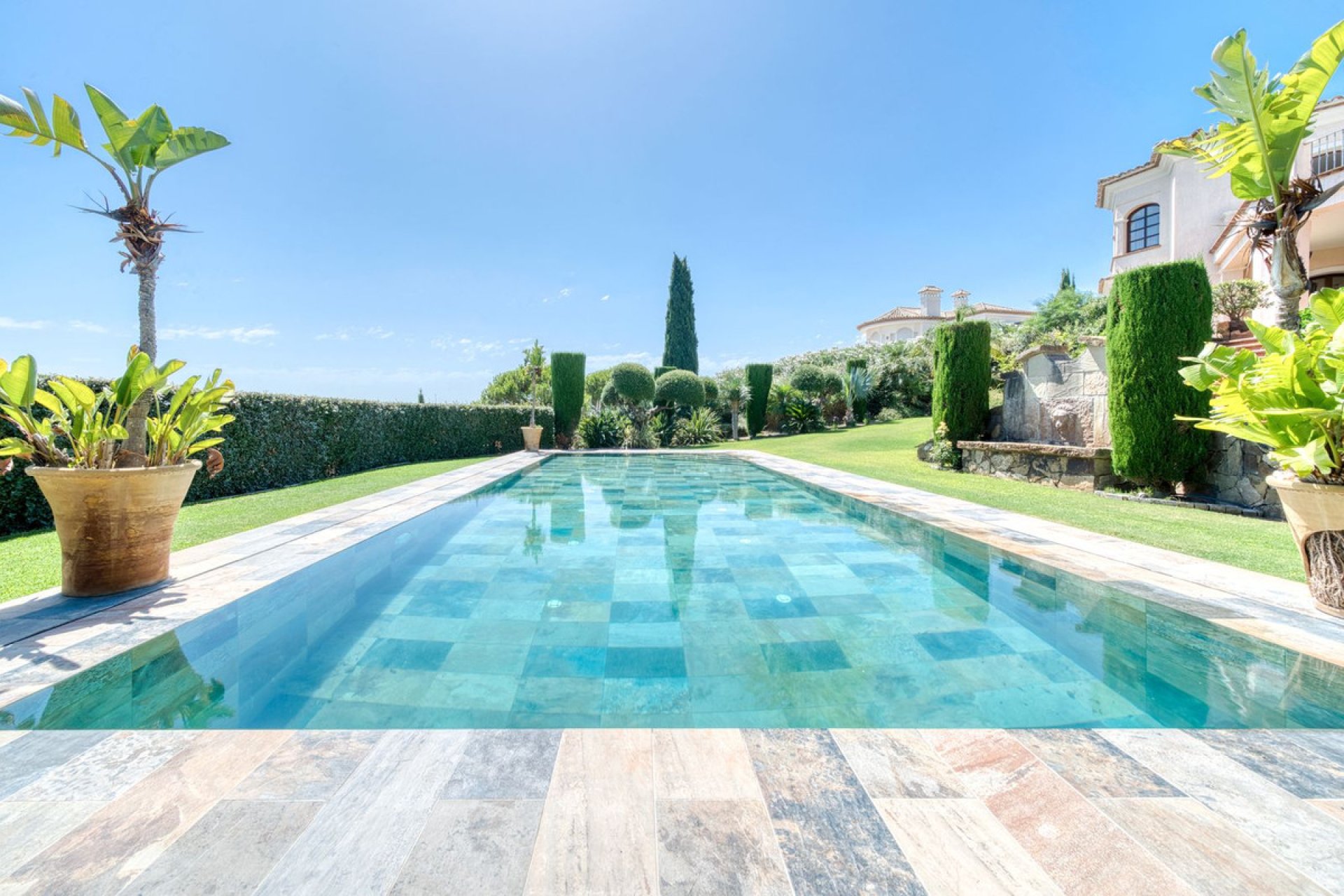 Resale - House - Detached Villa - Sotogrande