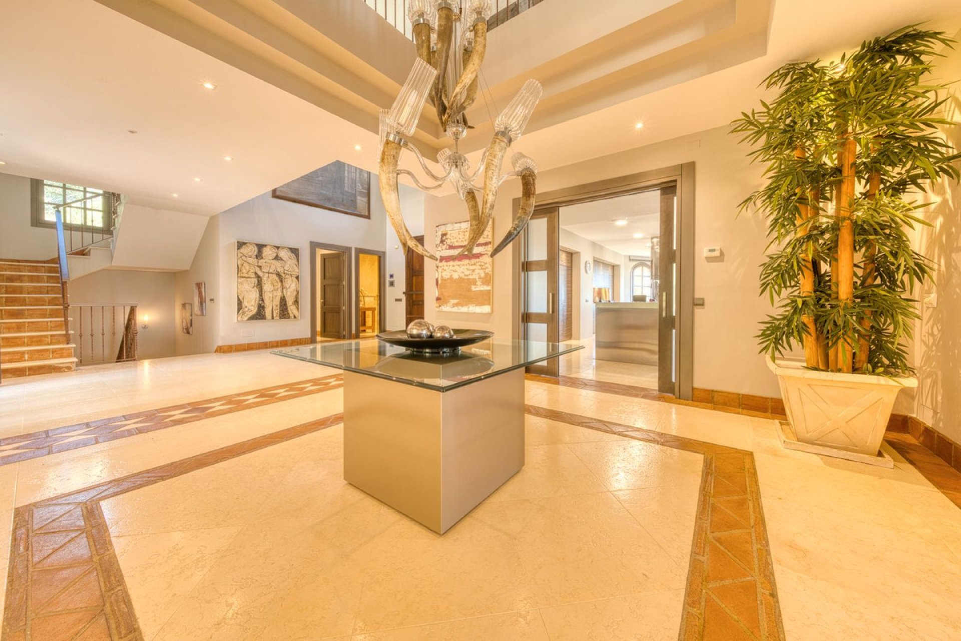 Resale - House - Detached Villa - Sotogrande