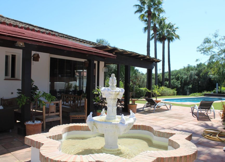 Resale - House - Detached Villa - Sotogrande