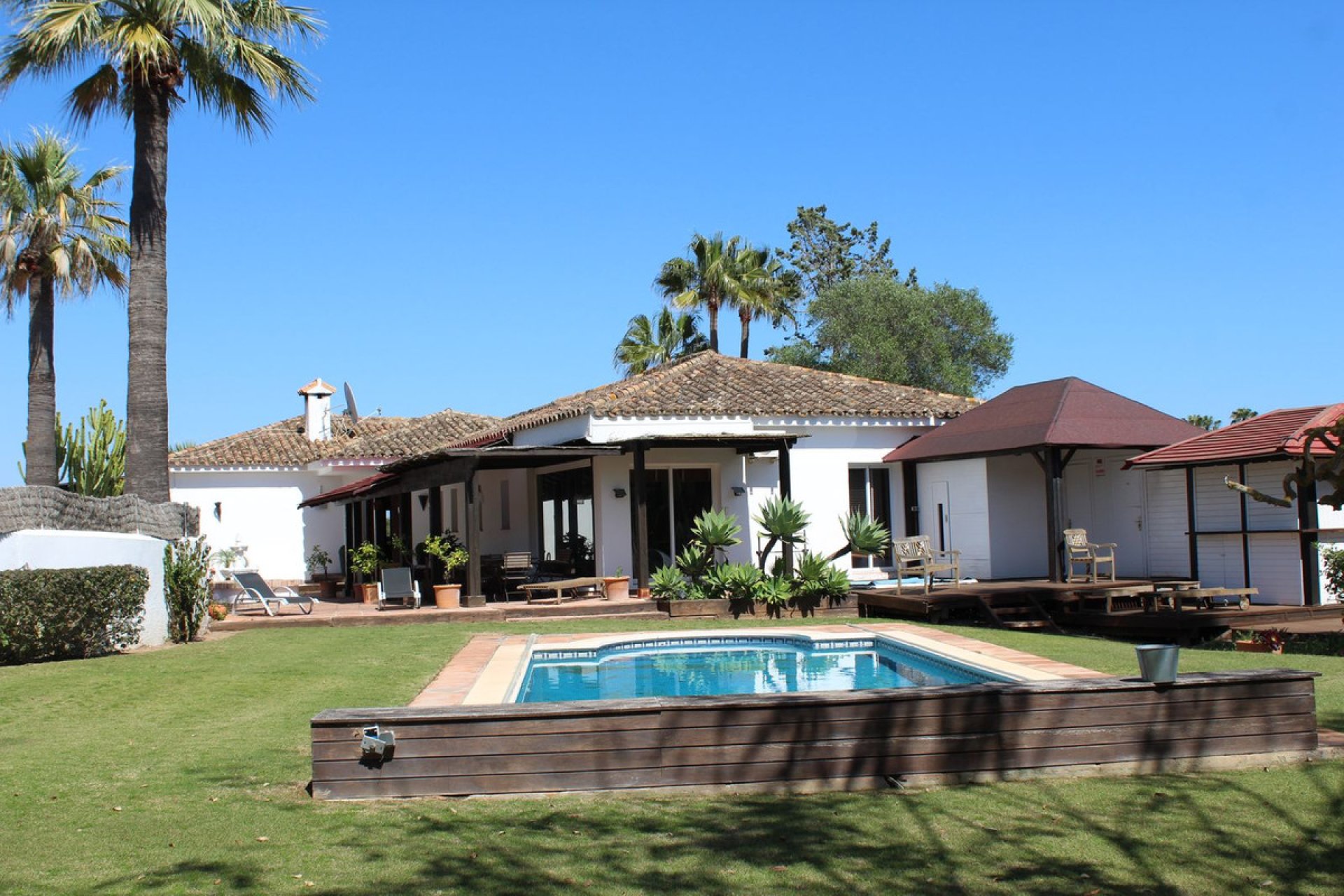 Resale - House - Detached Villa - Sotogrande