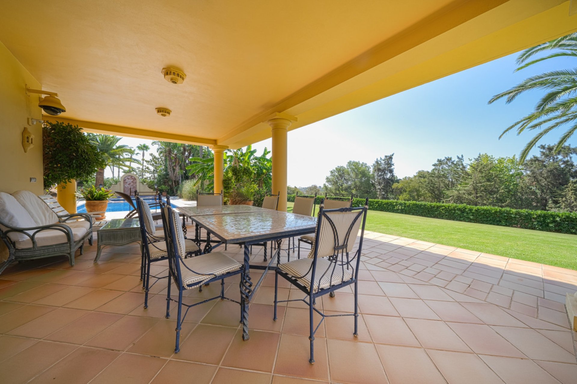 Resale - House - Detached Villa - Sotogrande