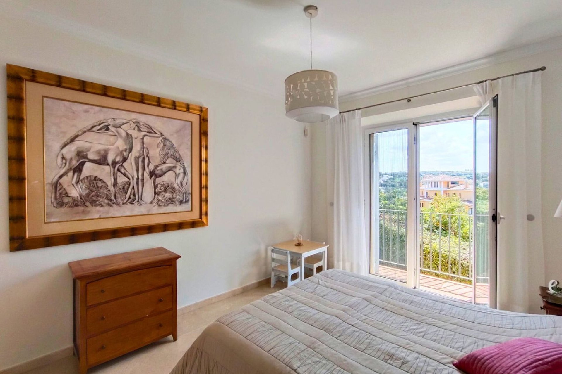 Resale - House - Detached Villa - Sotogrande