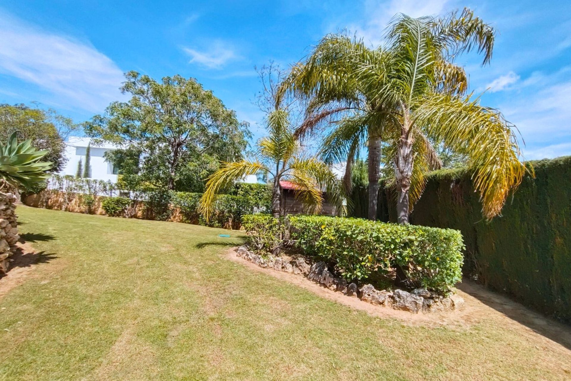 Resale - House - Detached Villa - Sotogrande