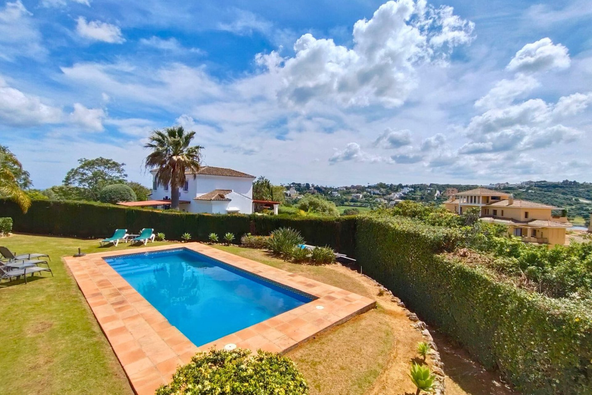 Resale - House - Detached Villa - Sotogrande