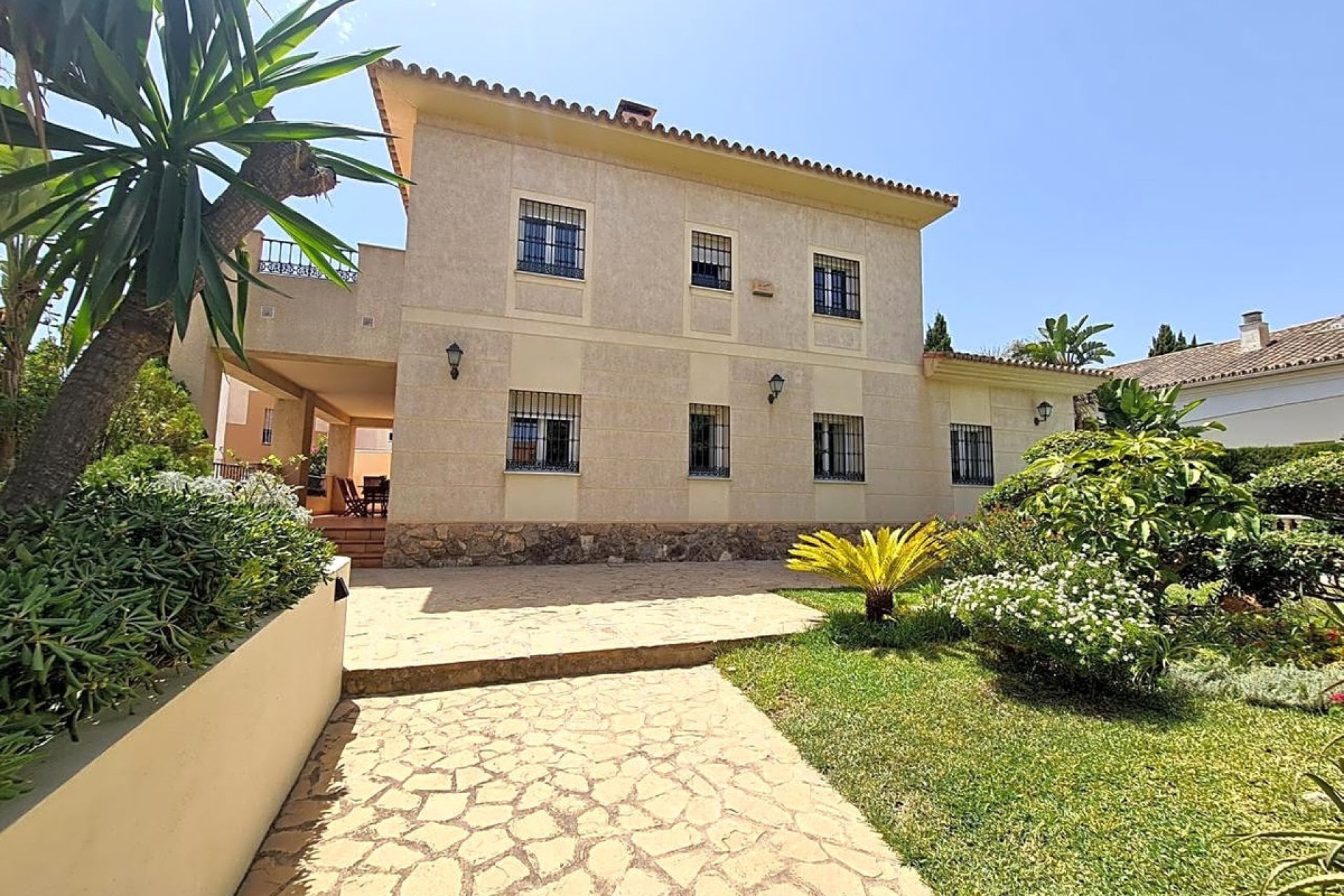 Resale - House - Detached Villa - Torremolinos - Torremolinos Centro