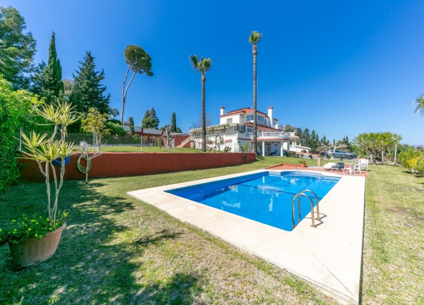 Resale - House - Detached Villa - Torremolinos