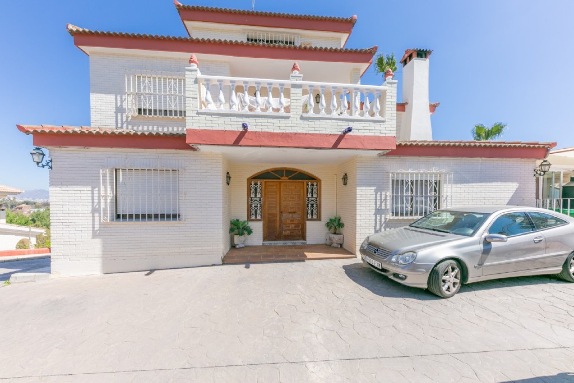 Resale - House - Detached Villa - Torremolinos