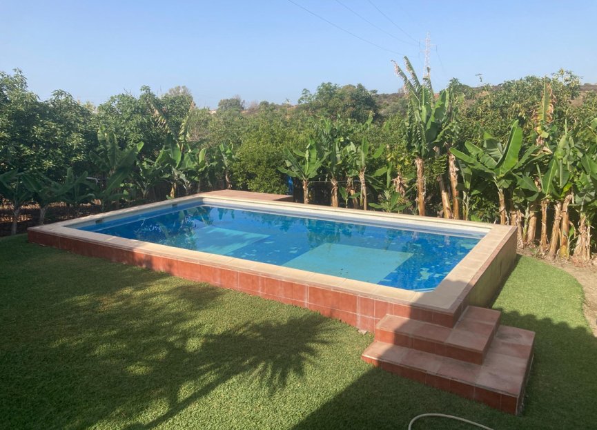 Resale - House - Estepona