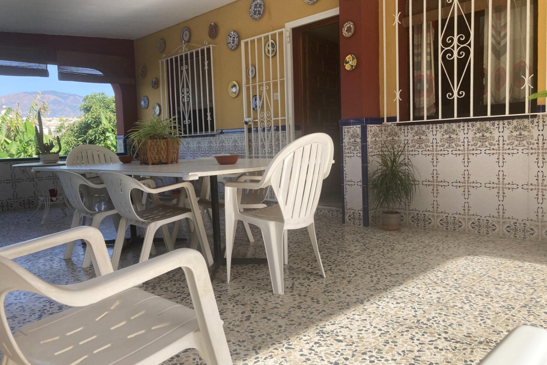 Resale - House - Estepona