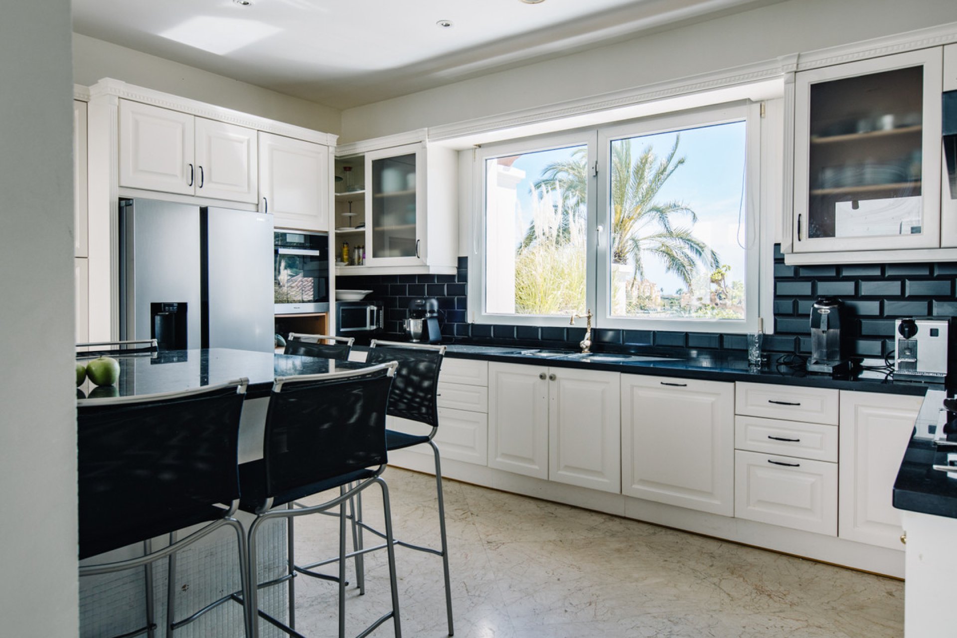 Resale - House - Estepona