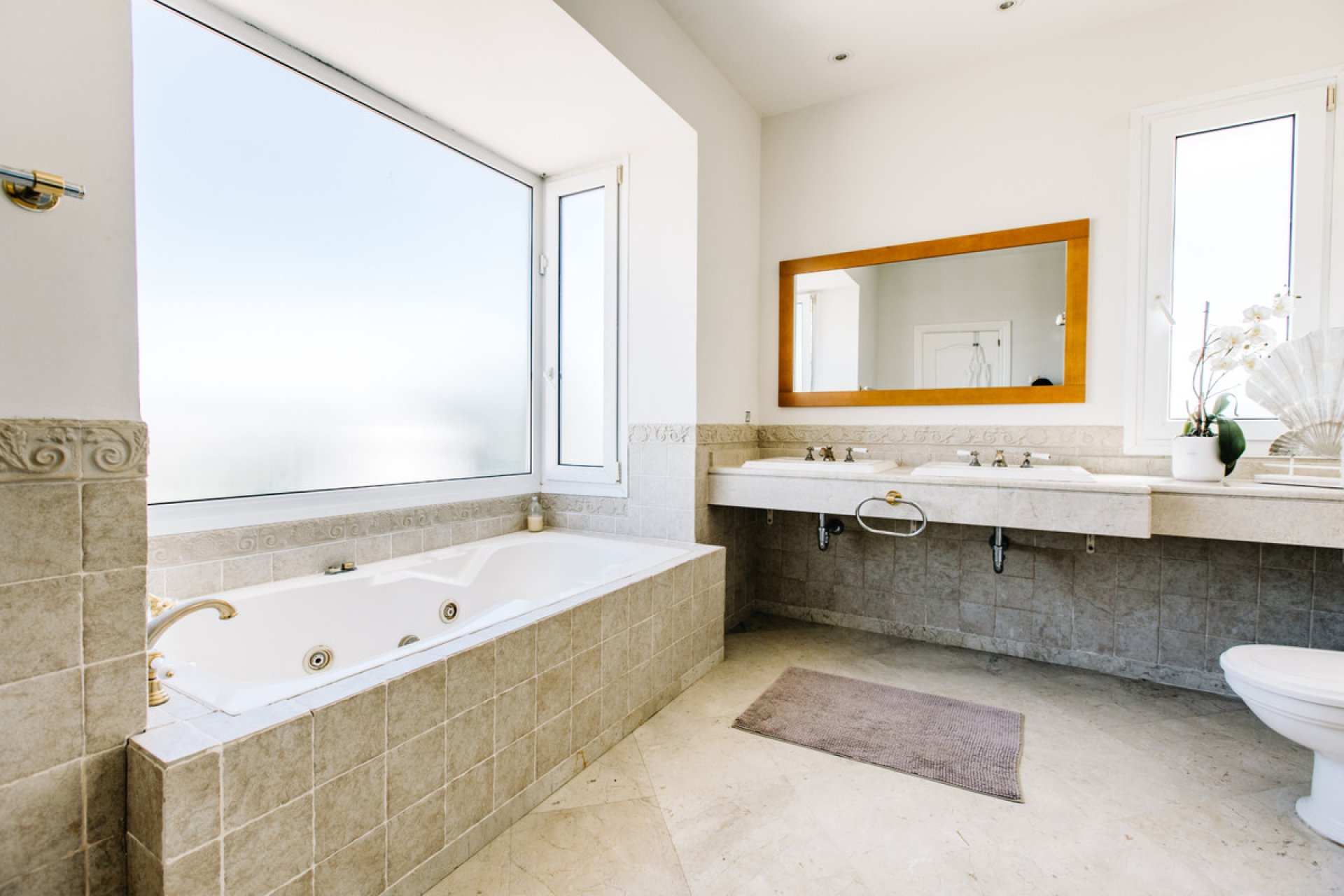 Resale - House - Estepona