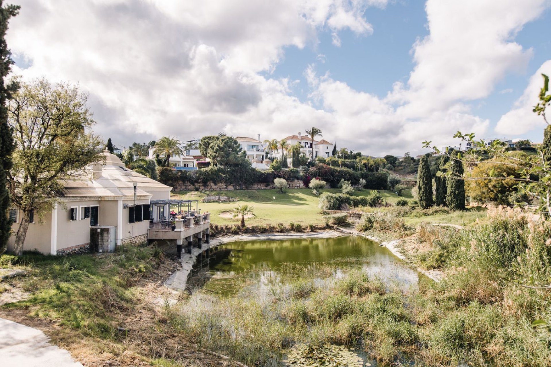 Resale - House - Estepona