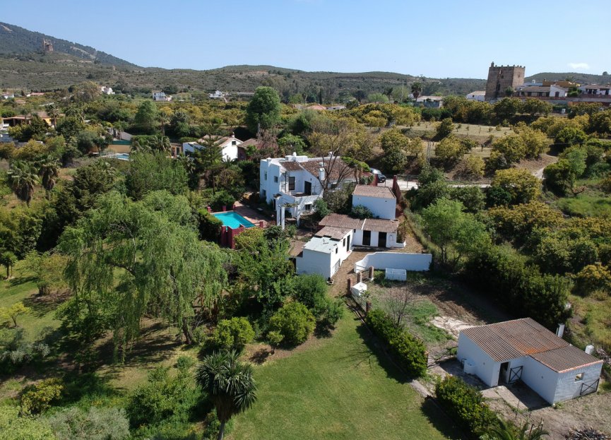 Resale - House - Finca - Cortijo - Alhaurín el Grande - Alhaurín el Grande Centro