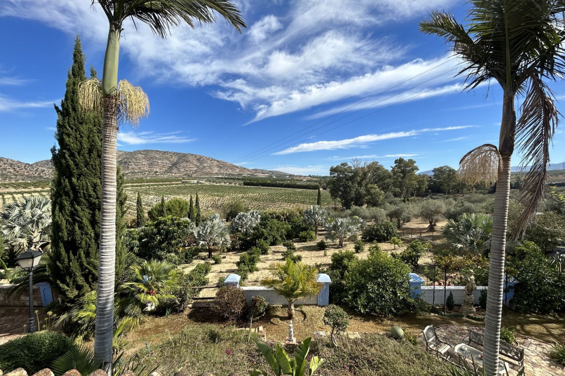 Resale - House - Finca - Cortijo - Alhaurín el Grande