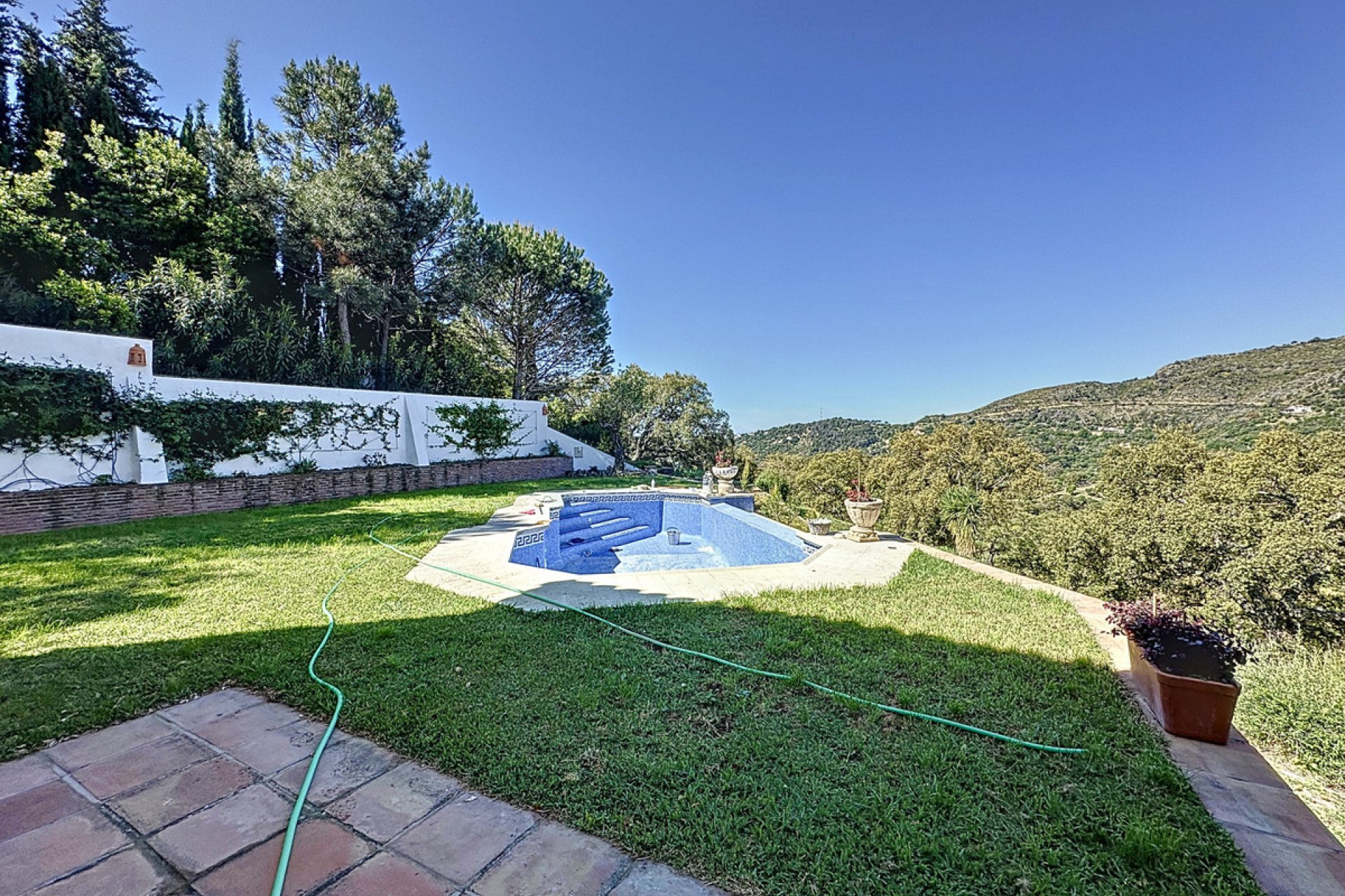 Resale - House - Finca - Cortijo - Casares - Casares Centro