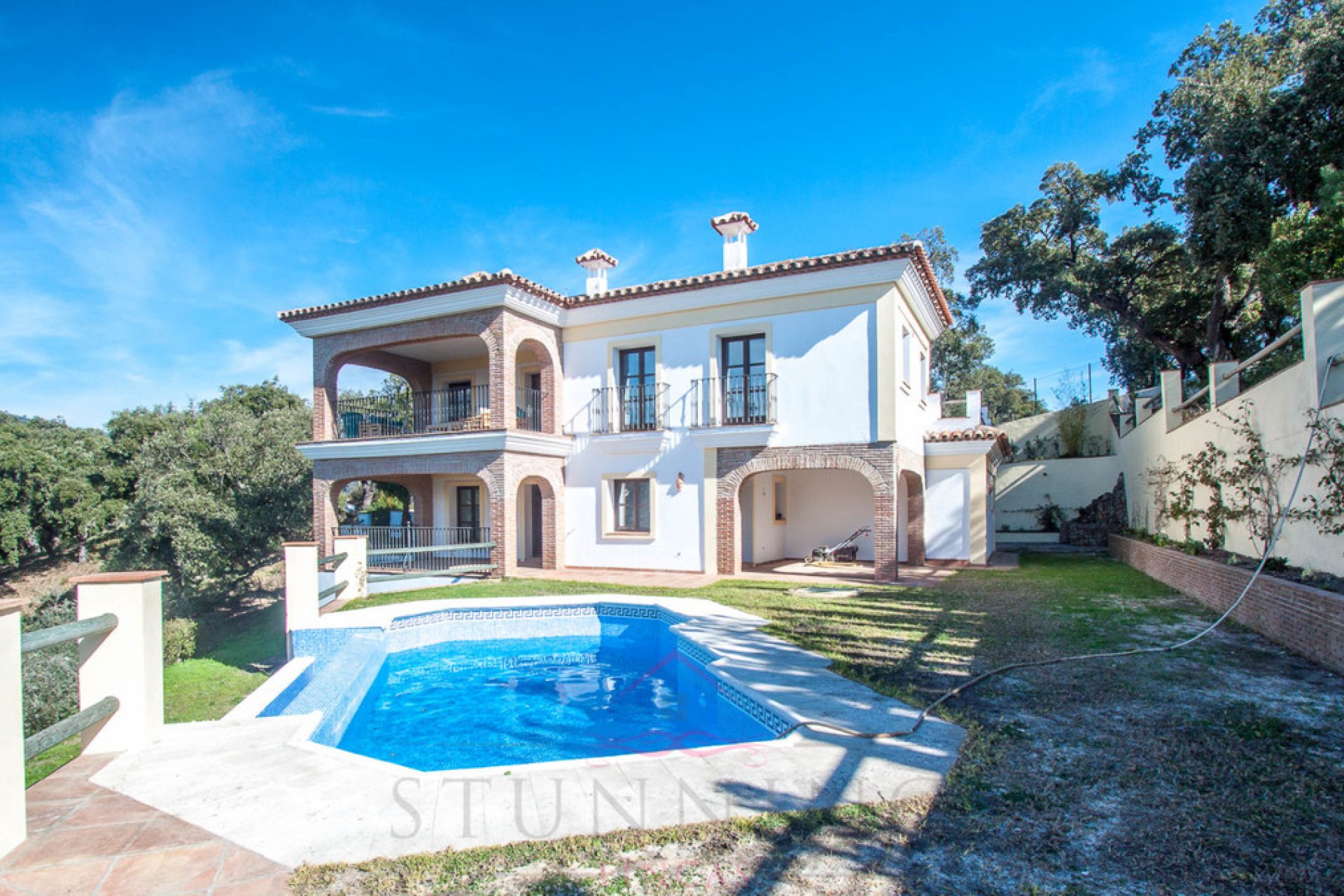 Resale - House - Finca - Cortijo - Casares - Casares Centro