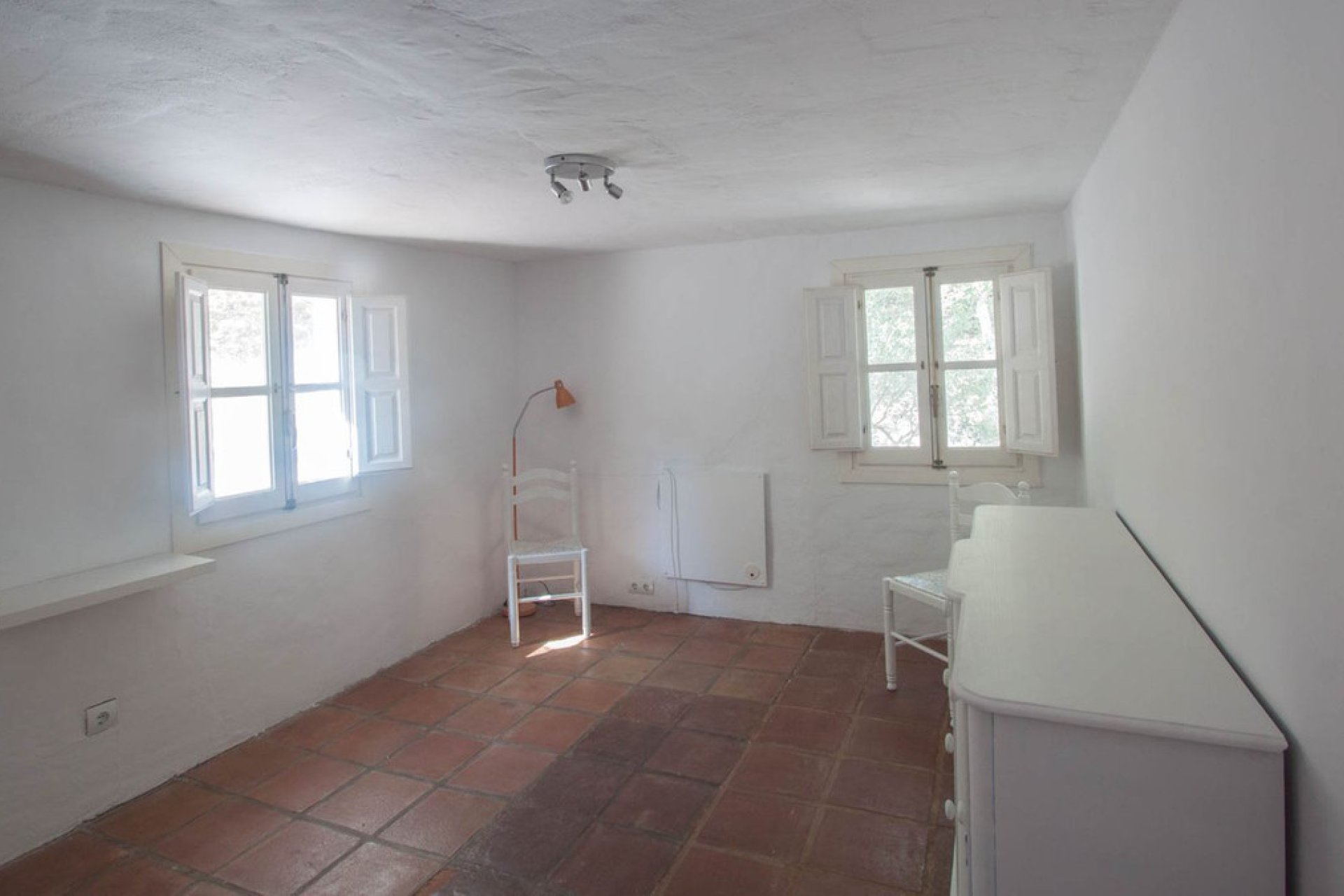 Resale - House - Finca - Cortijo - Casares - Casares Centro