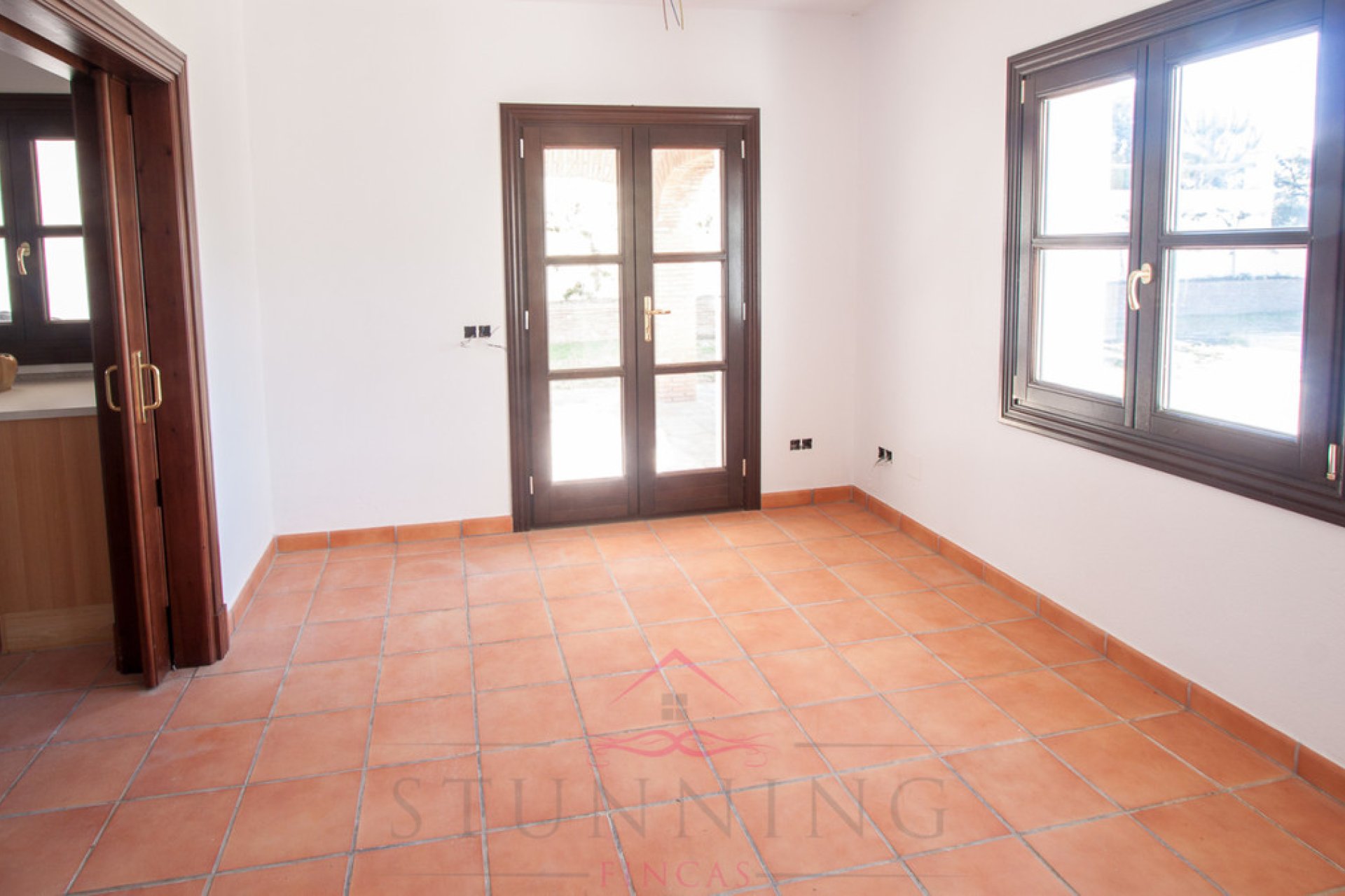 Resale - House - Finca - Cortijo - Casares - Casares Centro