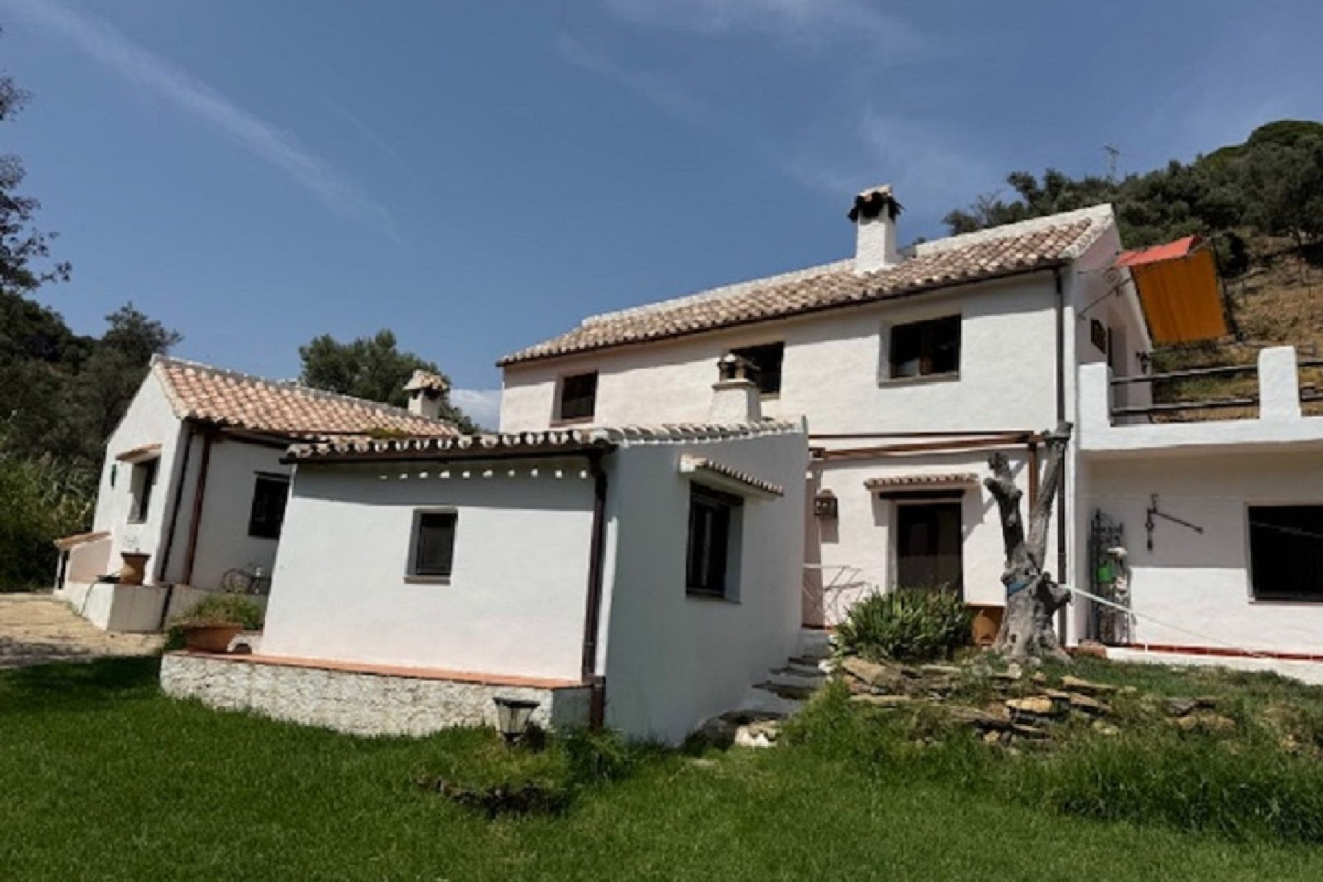 Resale - House - Finca - Cortijo - Casares - Casares Centro