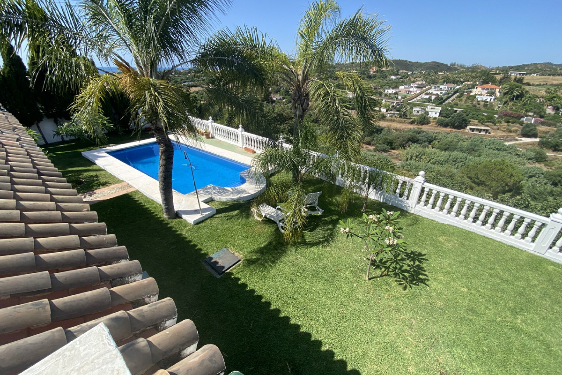 Resale - House - Finca - Cortijo - Estepona - Estepona Centro