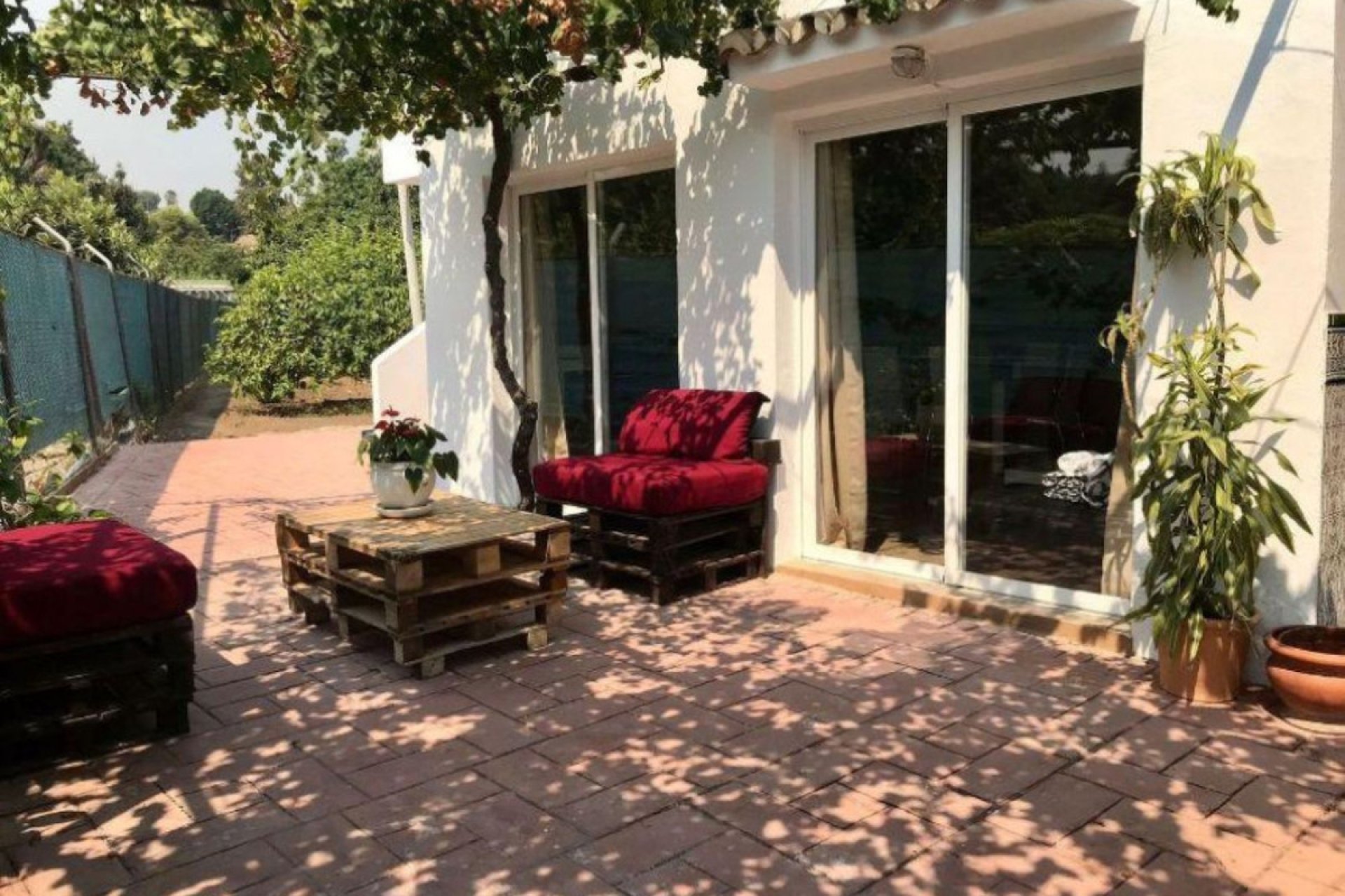 Resale - House - Finca - Cortijo - Estepona - Estepona Centro