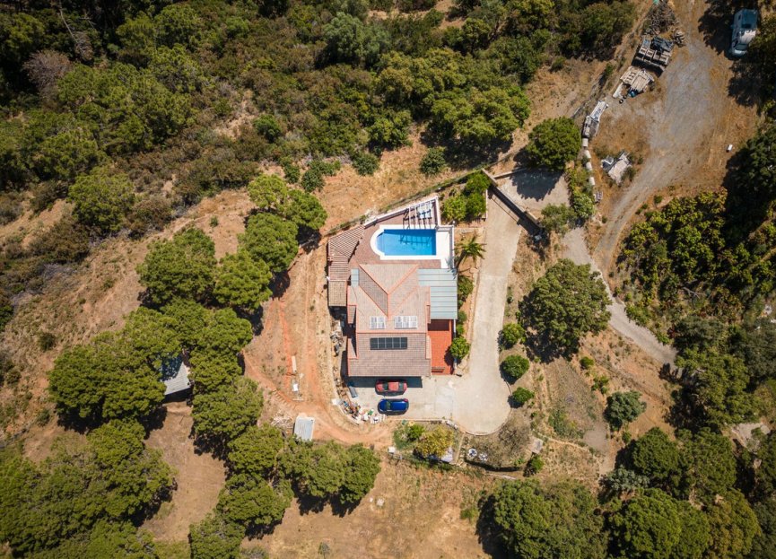 Resale - House - Finca - Cortijo - Estepona - Estepona Centro