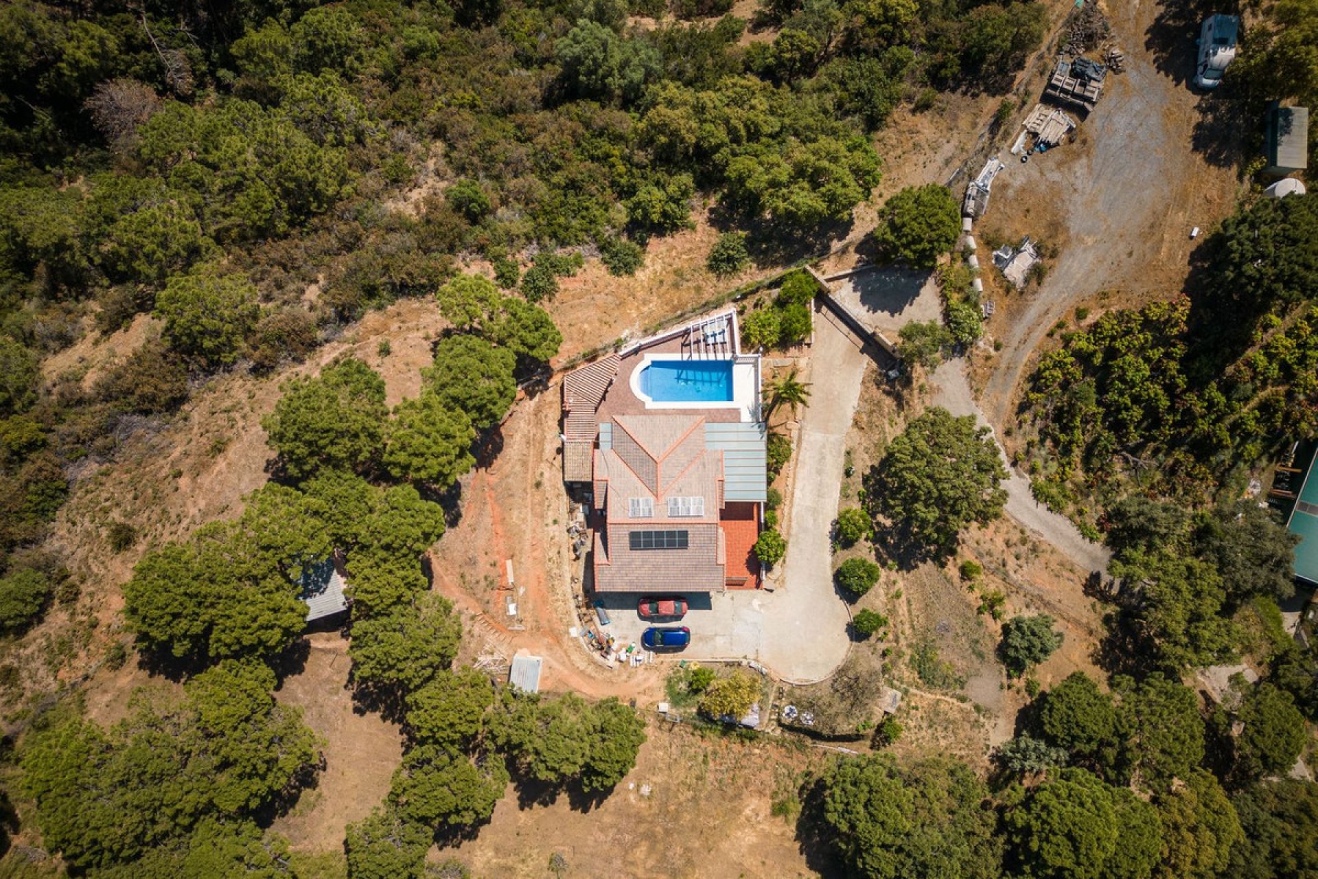 Resale - House - Finca - Cortijo - Estepona - Estepona Centro