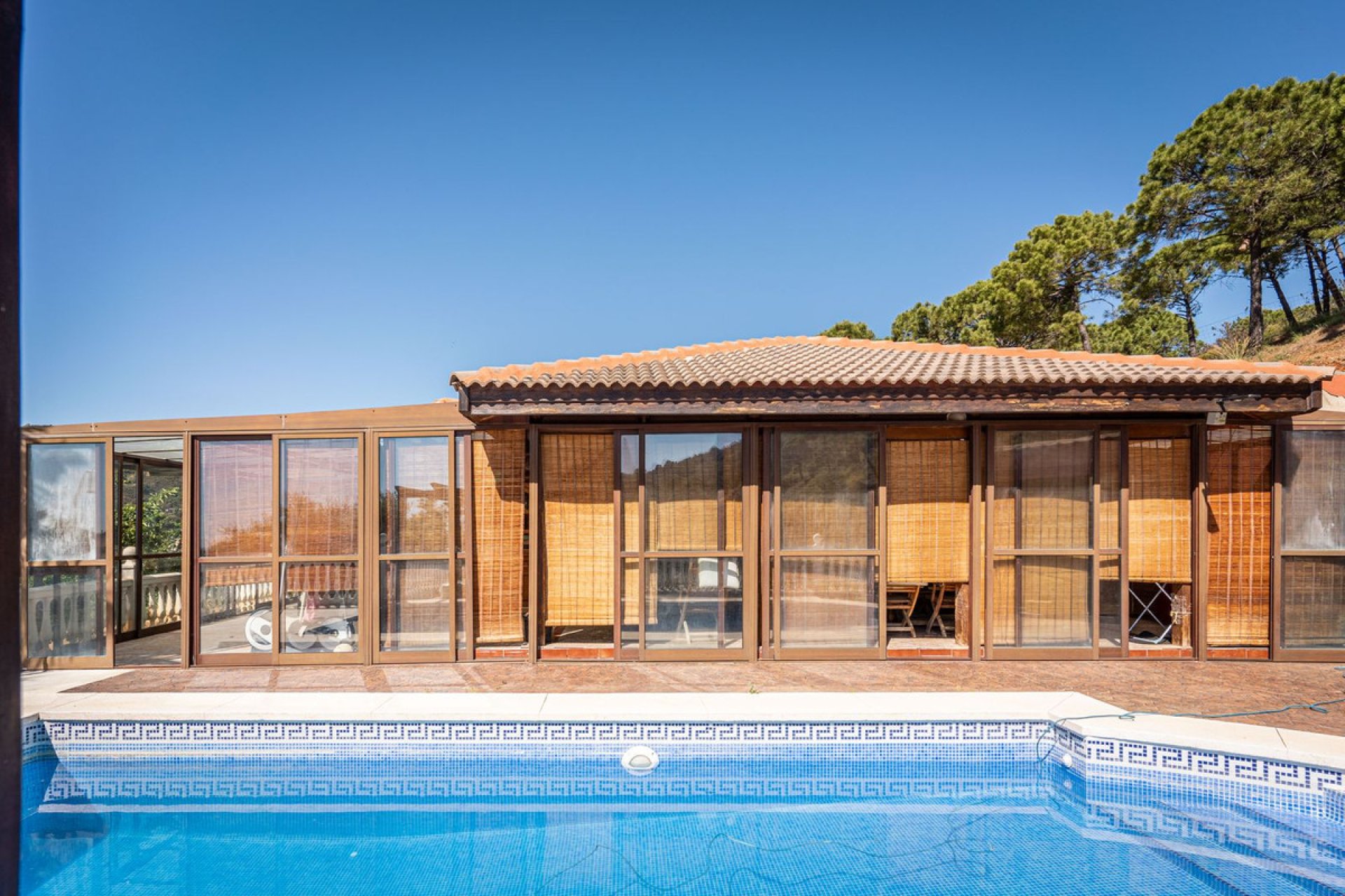 Resale - House - Finca - Cortijo - Estepona - Estepona Centro