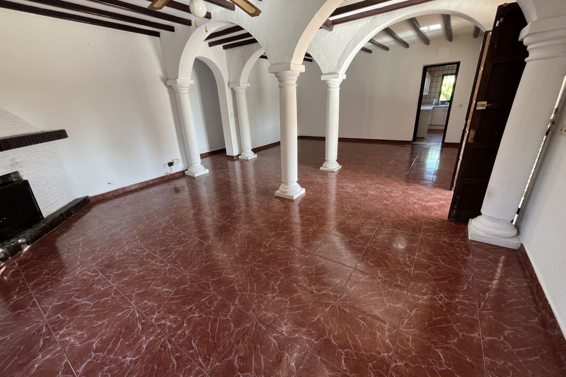 Resale - House - Finca - Cortijo - Estepona - Estepona Centro