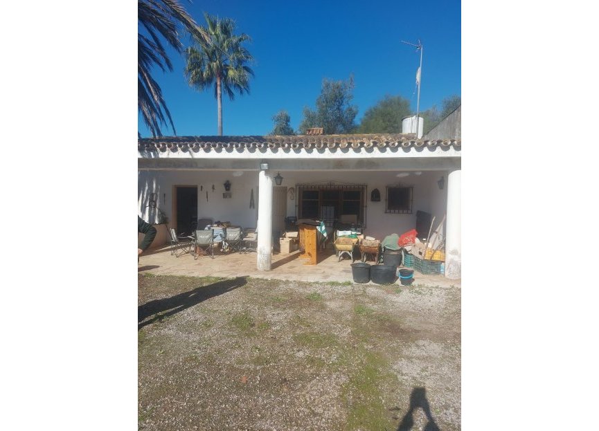 Resale - House - Finca - Cortijo - Estepona - Estepona Centro