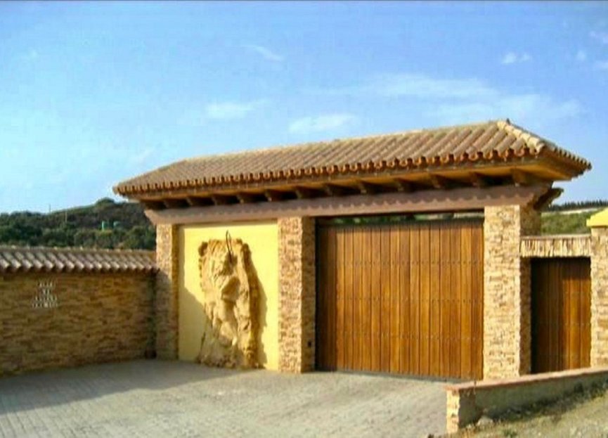 Resale - House - Finca - Cortijo - Estepona - Estepona Centro