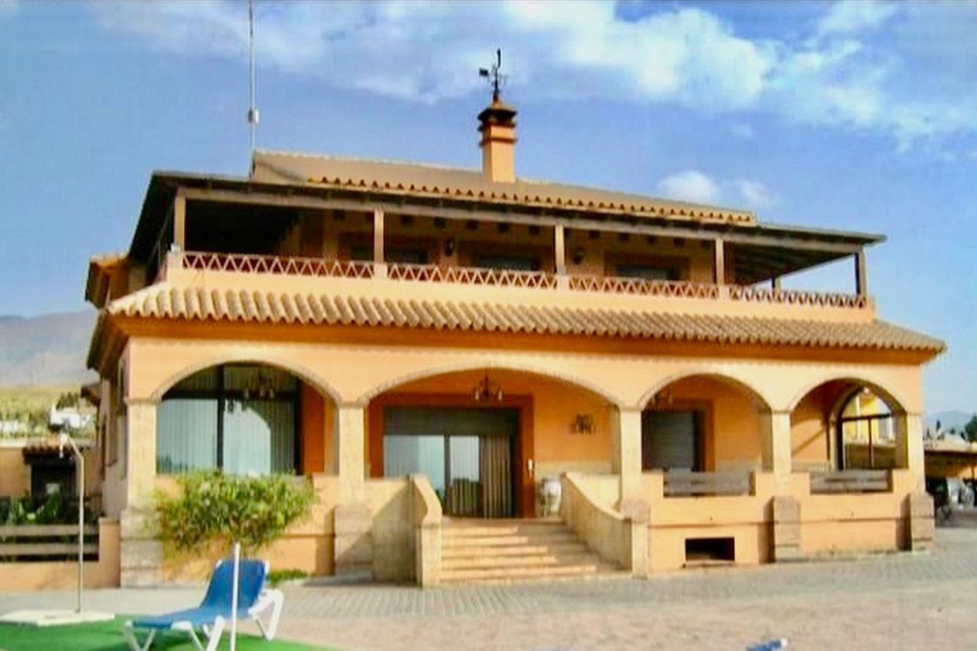 Resale - House - Finca - Cortijo - Estepona - Estepona Centro