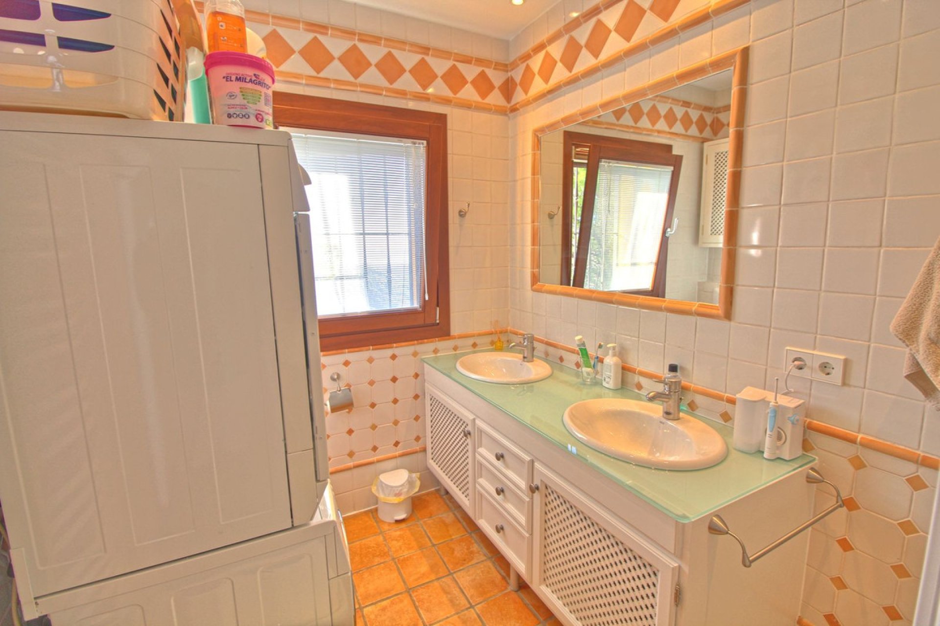 Resale - House - Finca - Cortijo - Estepona - Estepona Centro